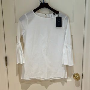 Gibson, new with Tag, white bell sleeve blouse, size xs